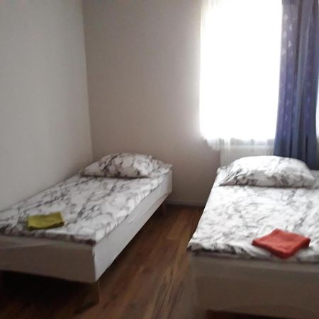 Hostel Lotniskowy Gdansk Exterior photo