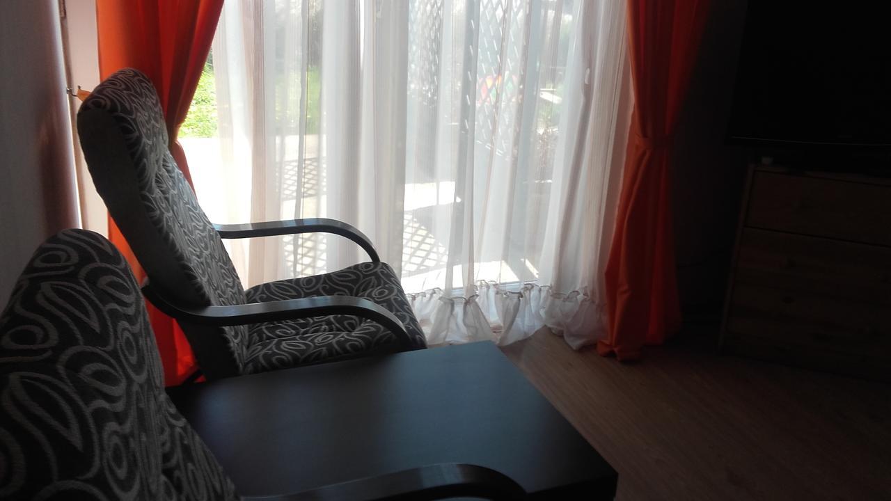 Hostel Lotniskowy Gdansk Exterior photo